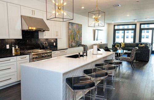 Central Business District Hotel | Luxury Downtown Retreat: Bold & Stylish Escape in the Heart of New Orleans