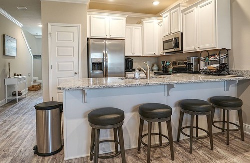 South Pensacola House | Luxury Downtown Townhome on the coast. Beautiful 15 min. drive to the beach