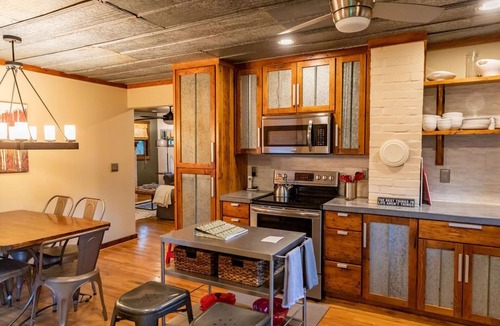 Sugar Grove Cottage | Luxury Farm Cottage, Amazing Views, Hot Tub, See our reviews!