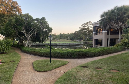 The Meadows Villa | Luxury Golf Retreat in Sarasota – Elegance, Comfort & Prime Location