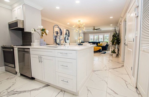 Wesley Chapel Condo | Luxury Ground-Floor Condo w/King Bed | Gourmet Kitchen & Private Patio | Saddlebrook Resort