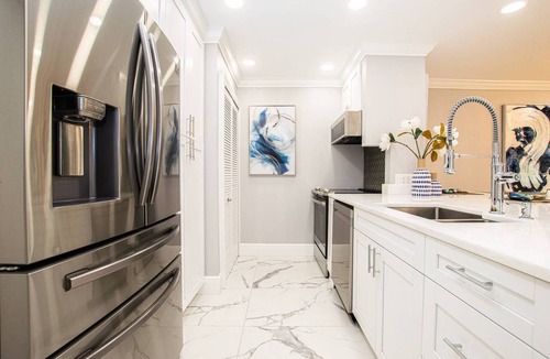 Wesley Chapel Condo | Luxury Ground-Floor Condo w/King Bed | Gourmet Kitchen & Private Patio | Saddlebrook Resort