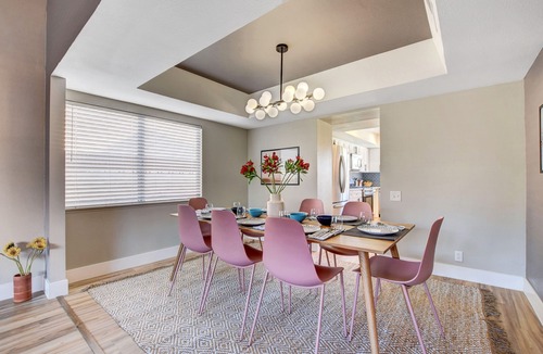 Paradise House | Luxury Modern Two Story Mini Mansion w/Heated Pool + Putting Green