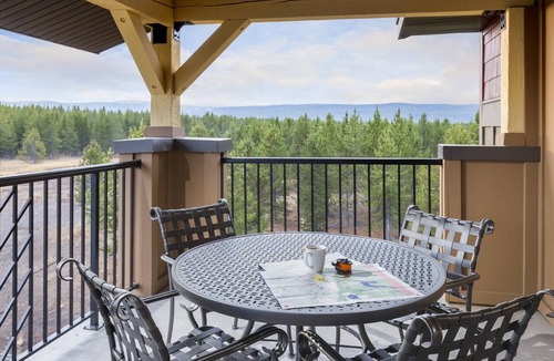 West Yellowstone Condo | Luxury Resort 3BR Condos at West Yellowstone Entrance