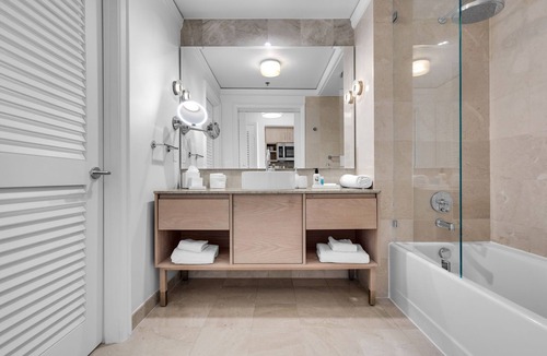 Key Biscayne Hotel | Luxury Studio at 5 star Beachfront Hotel in Key Biscayne