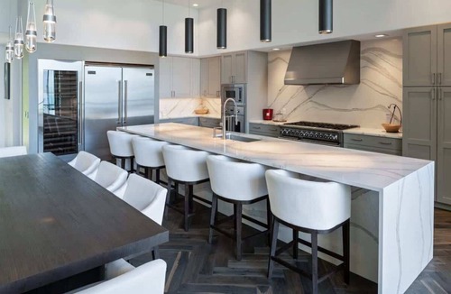 Sagle House | Luxury Waterfront | Chef's Kitchen | Titans Landing