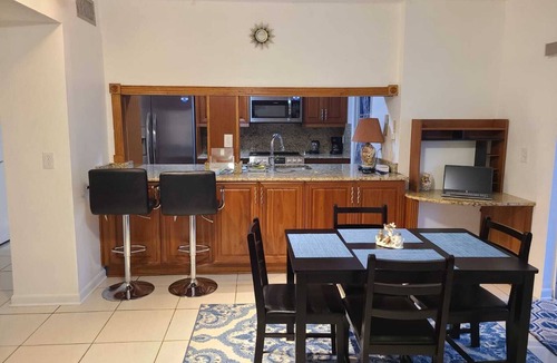 Madeira Beach Resort | Madeira Beach Florida Vacation Rentals - ROYAL REXHOST RESORTS - Yacht Club