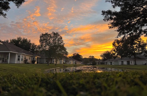 Dock Junction House | Mamie's Coastal Cottage - Pet Friendly. 15 Min. to St. Simons