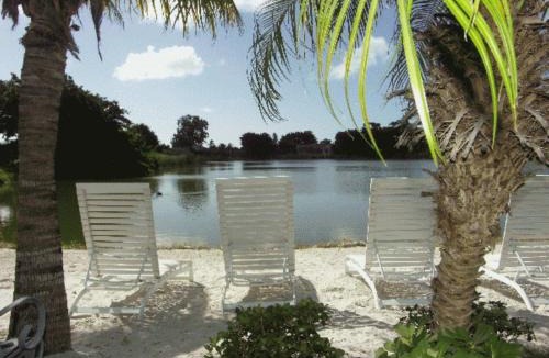 Marco Island Hotel | Marco Island Lakeside Inn