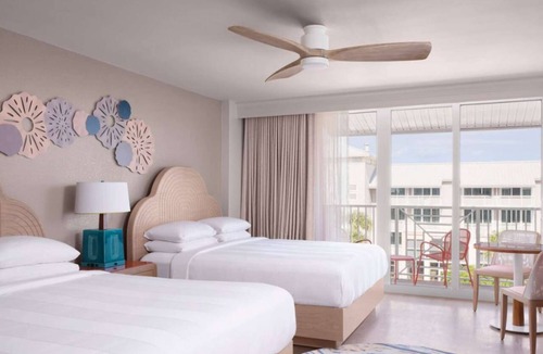 Stuart Hotel | Marina Access | Golf. Outdoor Pool. Gym.