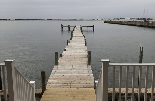 Willoughby Spit Cottage | Mariners Cove 4 Bedroom Cottage by RedAwning