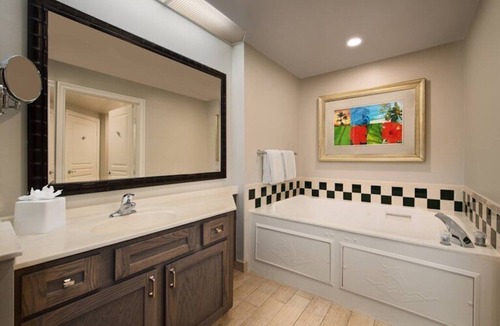 Palm Beach Shores Hotel | Marriott Ocean Pointe on the Ocean!