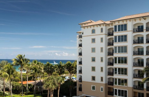 Palm Beach Shores Hotel | Marriott's Ocean Pointe