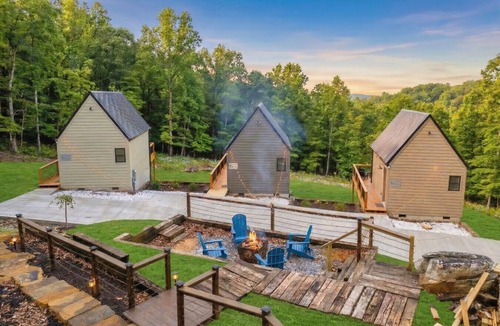Trenton House | Match Point | Pickleball Cabin by Red White & Blue Views