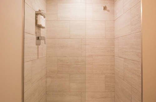 Falls Church Hotel | Meeting House Boutique Hotel