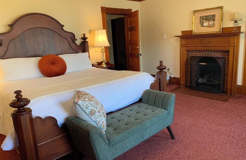 Meredith Bed & Breakfast | Meredith Inn