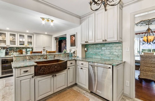 Ocean Cay House | Mermaid House Directly Across from the Beach | Private Pool and Pool House | Tiki Bar