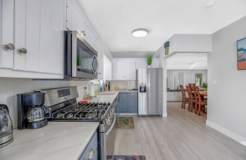 Coral Ridge Isles House | "MIA Retreat"! 4BR 2300Sqft in Ft Lauderdale