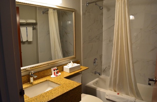 Linthicum Heights Hotel | Microtel Inn & Suites by Wyndham Baltimore BWI Airport