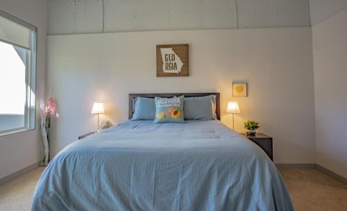 SoNo Apartment | Midtown 1BR Fully Furnished Apartment - Great Location! apts
