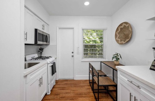 Northeast Miami Apartment | MIMO5-4 | cozy corner of Miami's Modern District