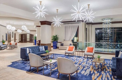 Florida Central Atlantic Coast Hotel | Minutes to Disney World + Pools. Spa. Restaurants.