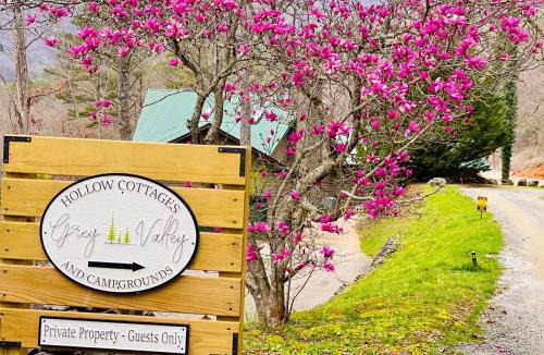 Robbinsville House | Misty Hollow Tiny Home Cottage