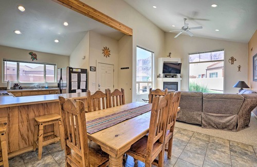 Moab South Valley Apartment | Moab Townhome w/Pool Access + Stunning Mtn Views!