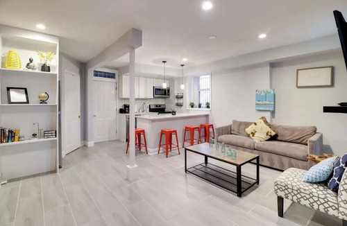 Truxton Circle House | Modern 1BD Apt- Steps to Convention Center & Metro