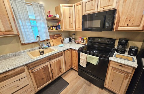 Jefferson Township Cabin | Modern 4-bedroom Log Cabin in Somerset