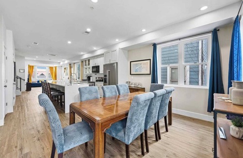 Washington Apartment | Modern 4BR House – Mins to Stadiums & Wharf