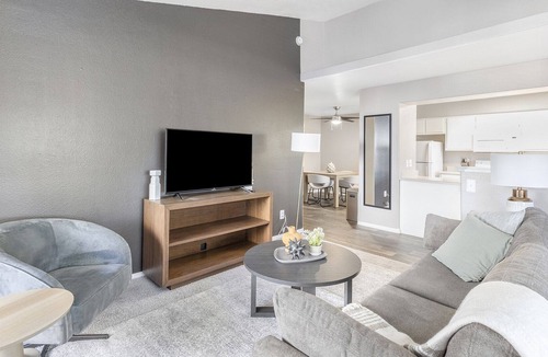 Sunrise Manor Apartment | Modern Apartment in Prime Location (ID1009X961)