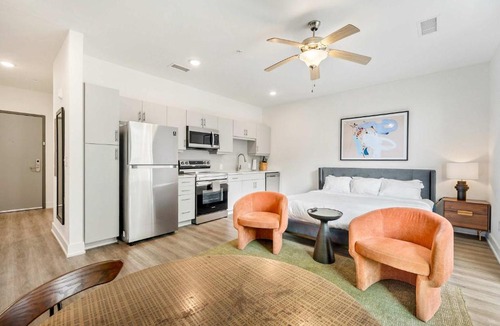 SoNo Apartment | Modern Atlanta Studio in Midtown! Walkable Location! - S4