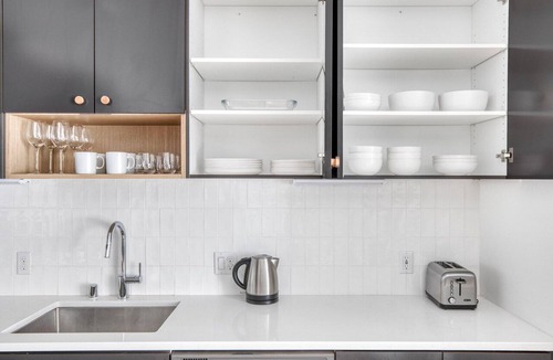 Judkins Park Apartment | Modern Central District 1BR w/Gym & BBQ, nr downtown, by Blueground