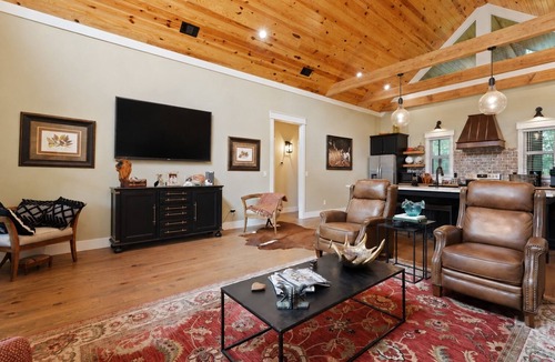 Midway House | Modern Coastal Retreat at Dorchester Preserve