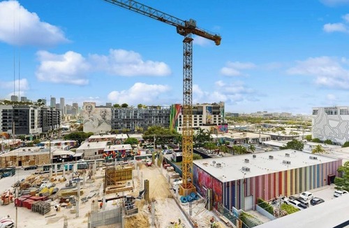 Wynwood Art District Condo | Modern condo with skyline views, rooftop pool & private balcony