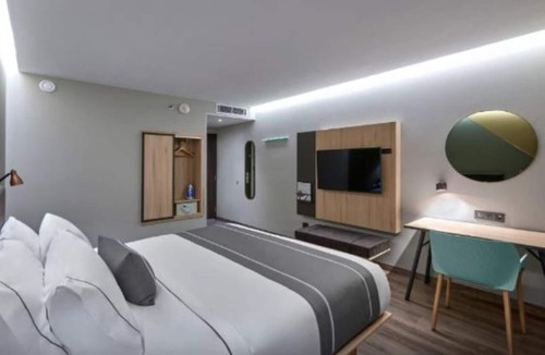 El Sauzal Hotel | Modern Ensenada Escape | Central Location Near Wineries & Beach
