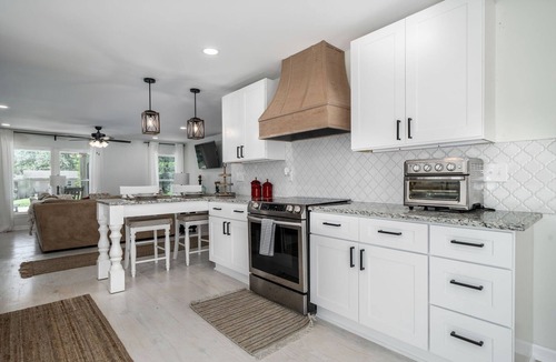 Conover Other | Modern Farmhouse near Hickory - FirePit & Fenced Yard