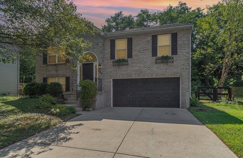 Kenton House | Modern Kentucky Retreat Near Ark & Cincinnati!