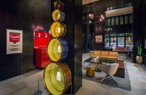 Belltown Hotel | Modern King | Original Artwork & Seattle Views