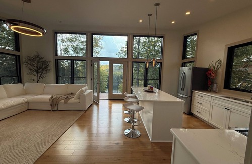 Whitehall House | Modern Lake House with Huge Glass Windows