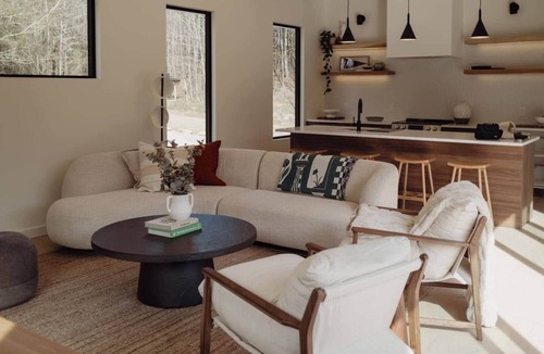 Ellijay House | Modern Luxe Barn House w Hot Tub