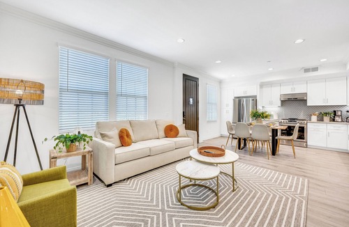 Mid Central House | Modern Luxury Pasadena Townhome Prime Location