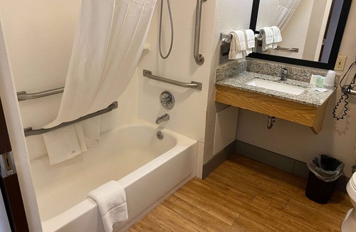 Witmer Hotel | Motel 6 Lancaster, PA