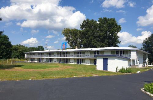 Schenectady Hotel | Motel 6-Schenectady, NY