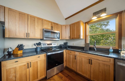 Seven Devils House | Mountain home-exquisite views-Deerwood Retreat