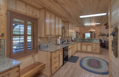 South Fork Cabin | Mountain Modern Cabin | Fenced Yard | Ping Pong