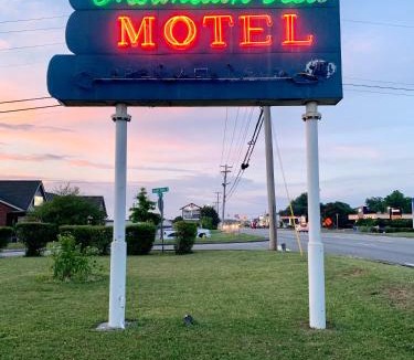 Maryville Hotel | Mountain View Motel