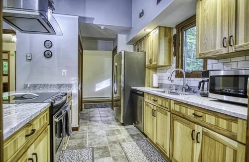 Old Timberline House | MS63-Secluded Cabin, Dolly Sods Access!