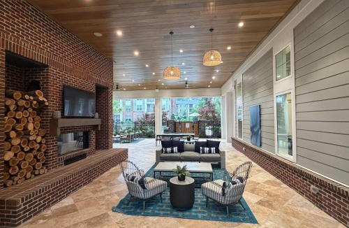 Matthews Apartment | Must Be Nice in Charlotte